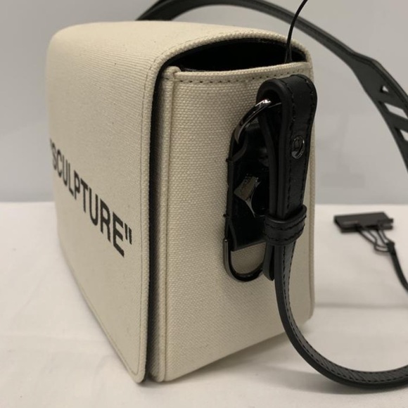 OFF-WHITE Sculpture Biege Cream Crosbody Bag - Picture 5 of 8